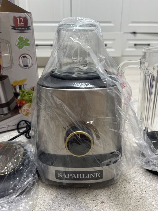 Продам новый полноценный блендер