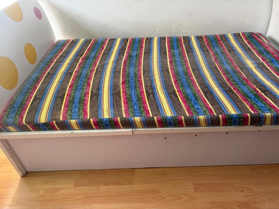 Продам кровать 120