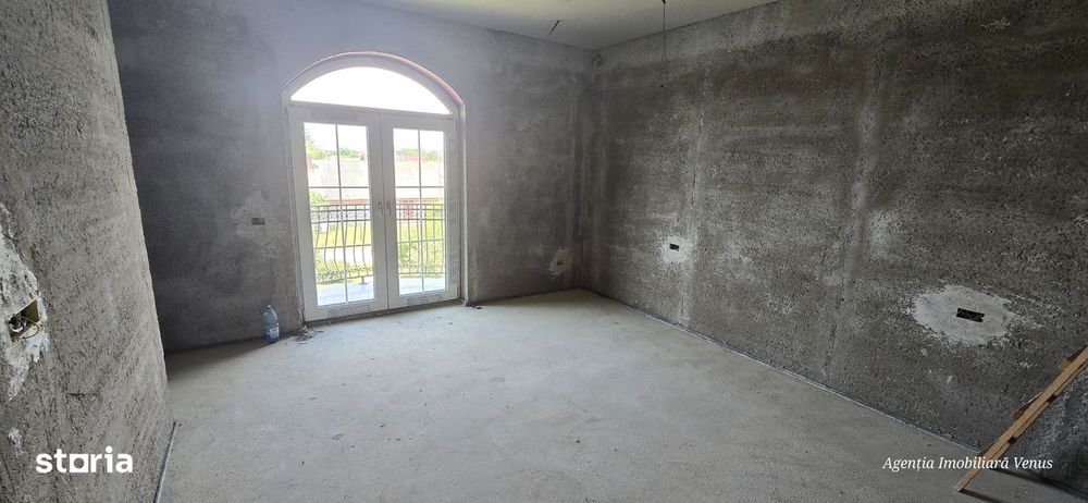 Casa noua cu etaj, zona Rediu