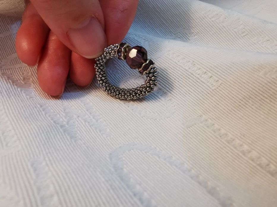 ОРИГИНАЛНИ БИЖУТА всяко е с различна цена: обеци SWAROVSKI зелен камък