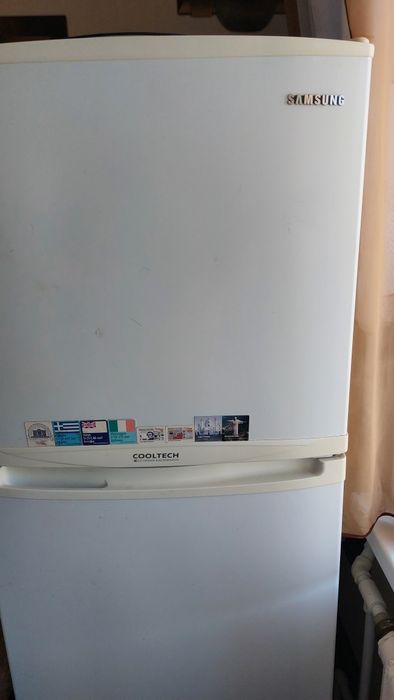 Холодильник б/у на запчасти