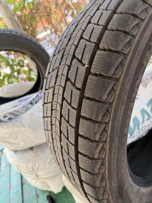 Шины зимние Dunlop 265/55R20