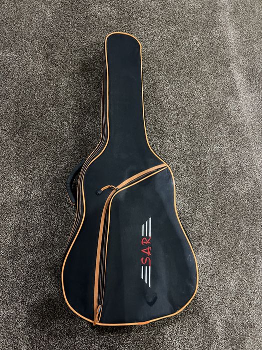 продается гитара