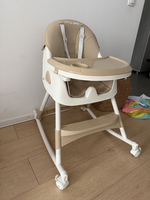 Scaun de masa bebe