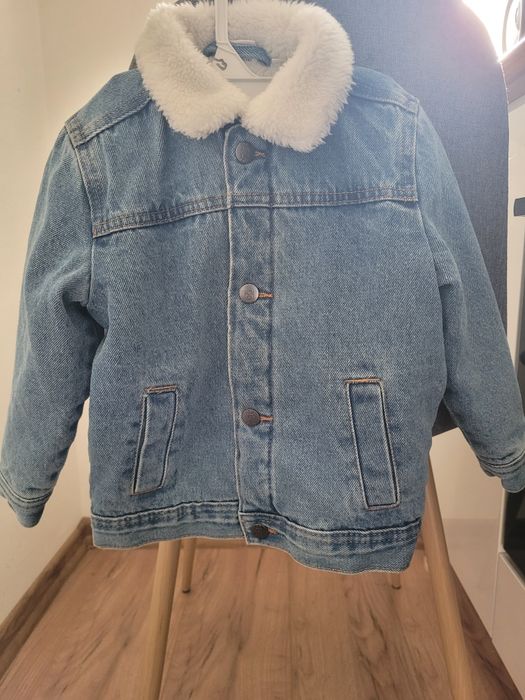 Като ново!Детско яке, р-ри от 86 до 92.