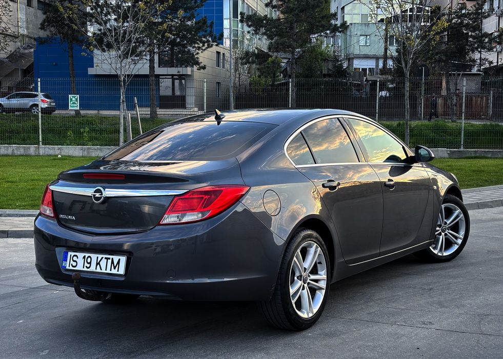 Opel Insignia  A