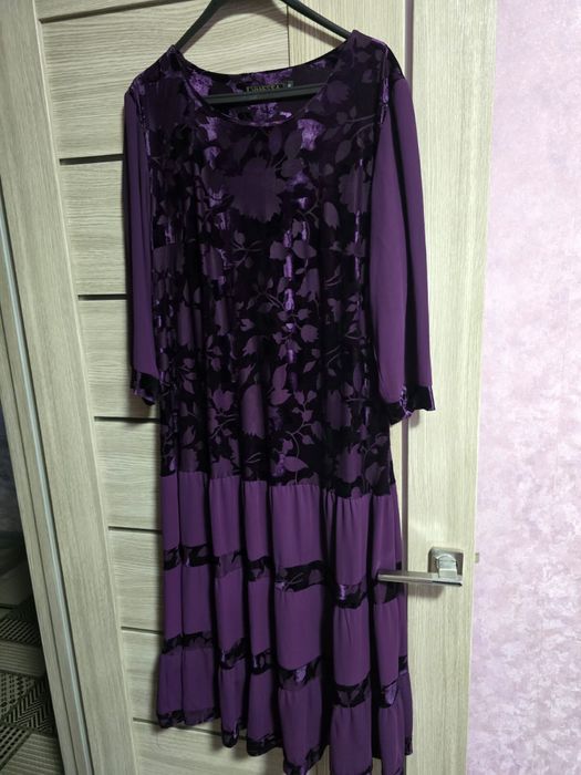 Продам разные платья