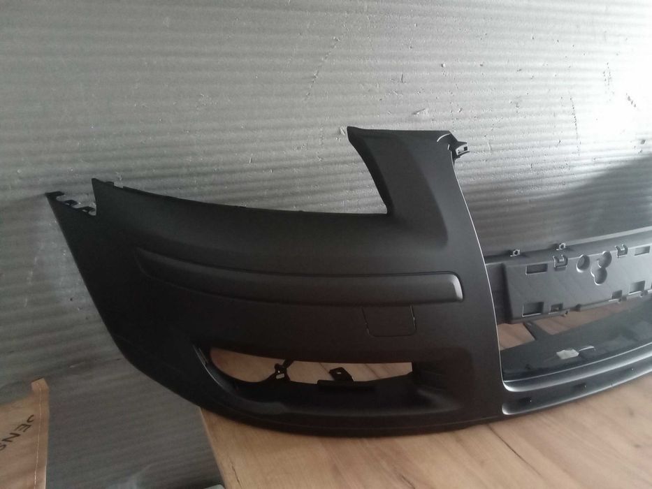 Bara fata Audi A3 8P capac cui tractare inclus 2005-2008
