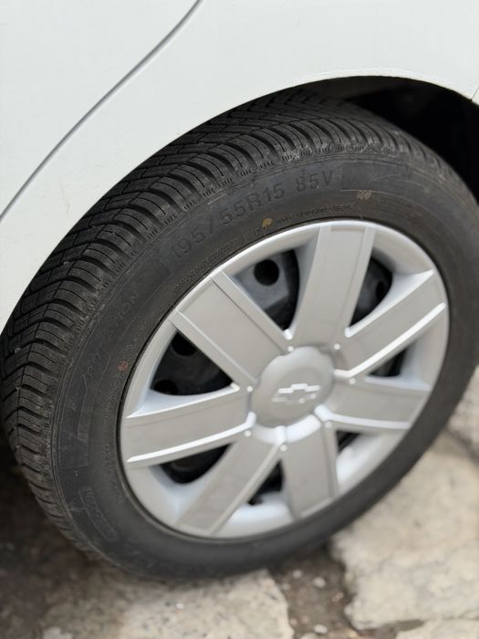 Спарк Avtomat Spark 2016 yil 1.25 mator Oq rang