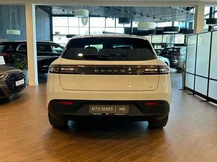 Seres m5 awd full boshlangich 30% tolov bilan nasiya savdo asosida