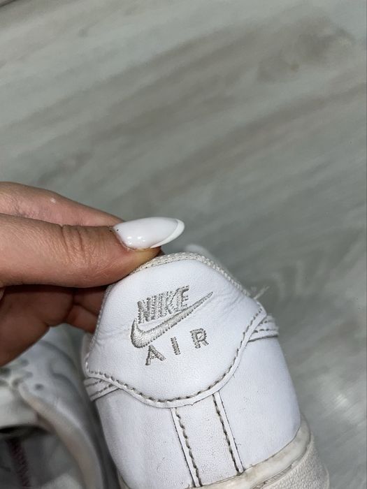 NIKE Air Force 1
