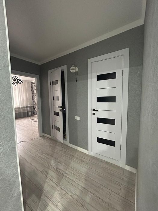 Сдаю 2 к,кв. На 101 улице