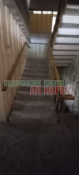 Продава се Промишлена сграда в Провадия - 1764 кв.м за 300 €/кв.м - Снимка #7