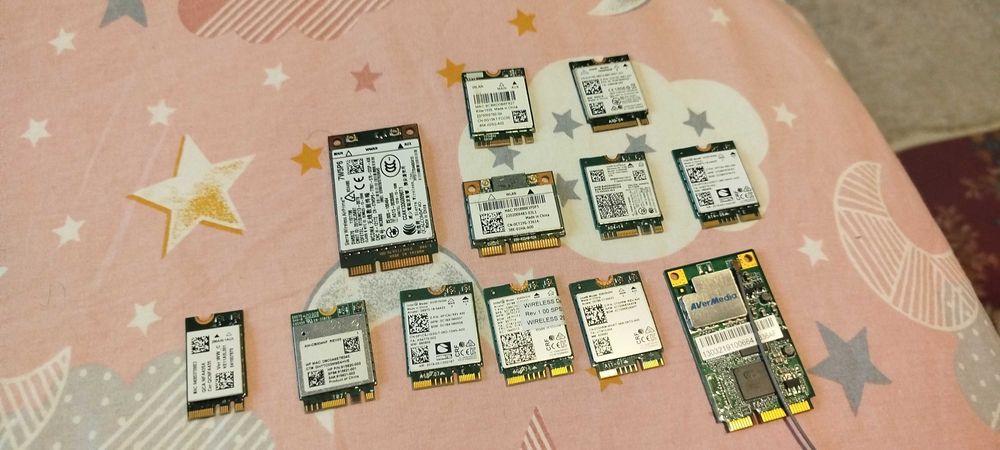 Lot plăci de rețea wireless