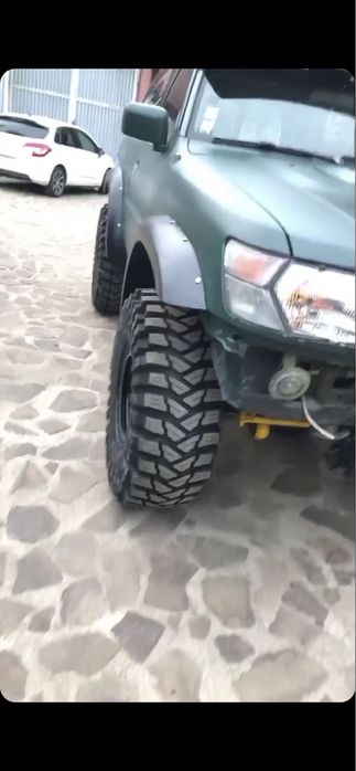 Overfendere, aparatori noroi nissan patrol y61