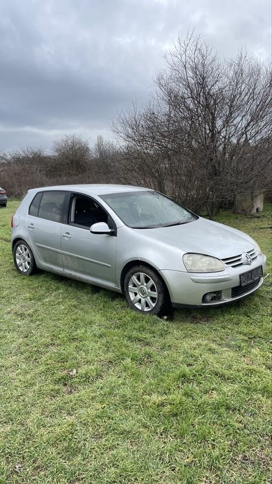 Vw Golf 5 1.6FSI на части!!!