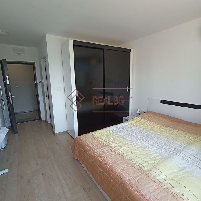 Продава се Едностаен апартамент в Балчик - 27 кв.м за 1575 €/кв.м - Снимка #1