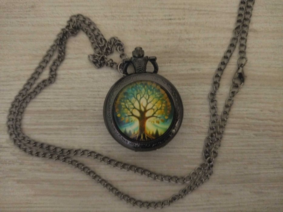 Елегантен джобен часовник !!!