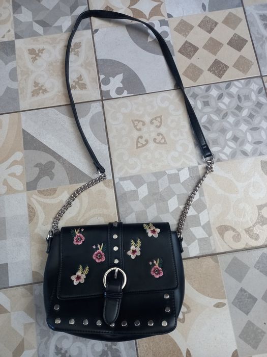 Малка чанта Bershka