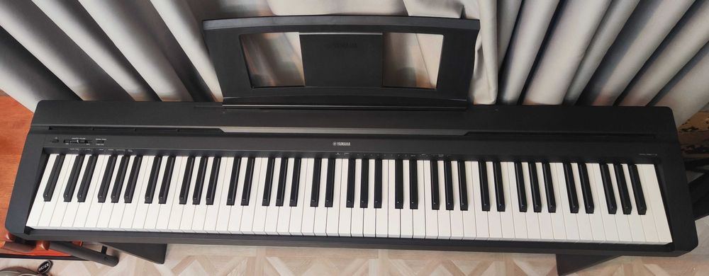 Yamaha P-45B — цифровое пианино 88 клавиш + стойка, коробка