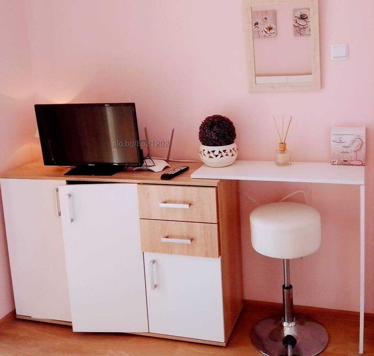 Дава се под наем Двустаен апартамент в к.к. Слънчев бряг - 60 кв.м за 258.06 € - Снимка #5