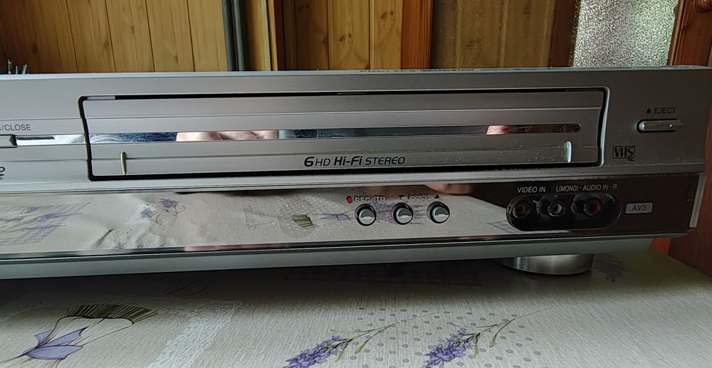 DVD recorder LG, VHS