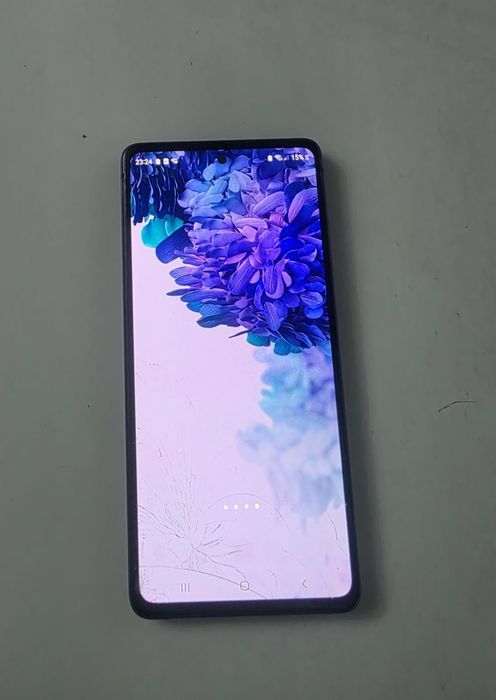 Samsung galaxy S20fe