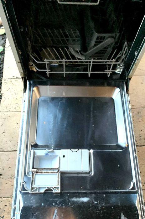 Mașină spălat vase Electrolux ESF4500ROS 45 cm –– piese / reparat