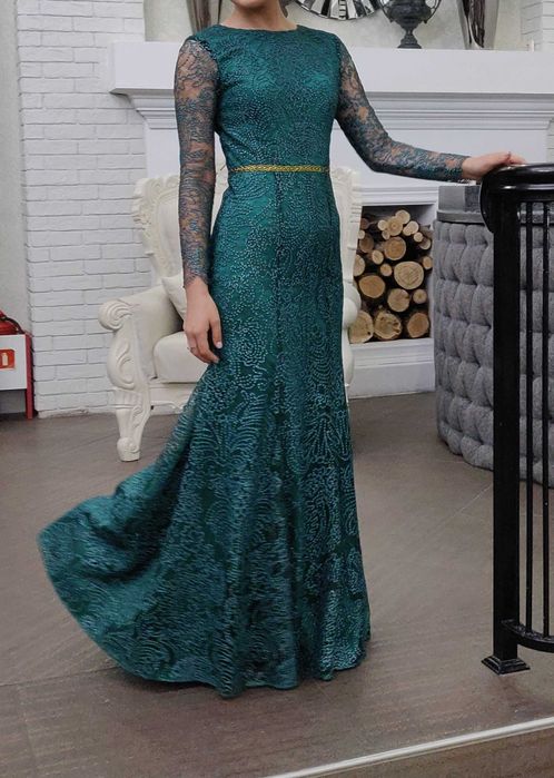 Вечернее платье в пол