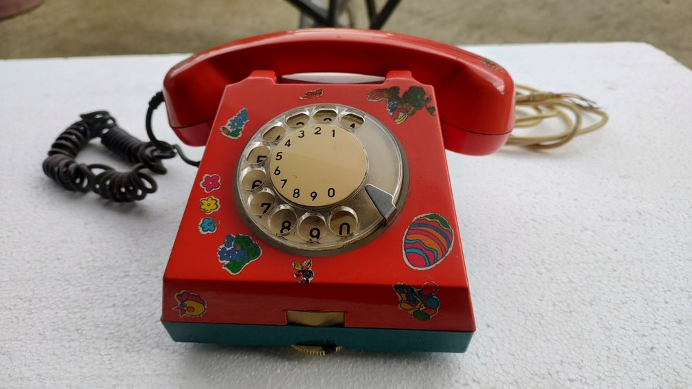 Vând telefon românesc vintage