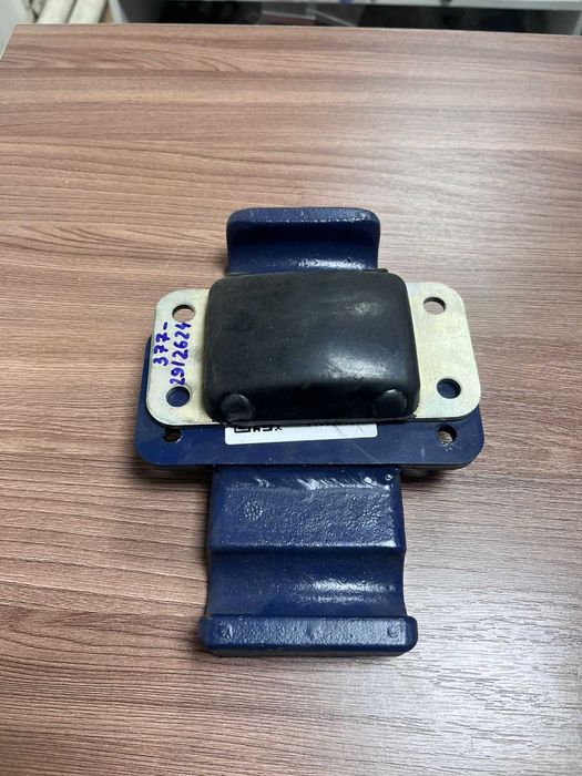 Накладка рессоры ЧМЗАП рессора, стремянка, ступица, колодки.