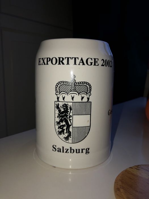 Декорации за дома- съдове,термоси, халби, каничка за мляко и други