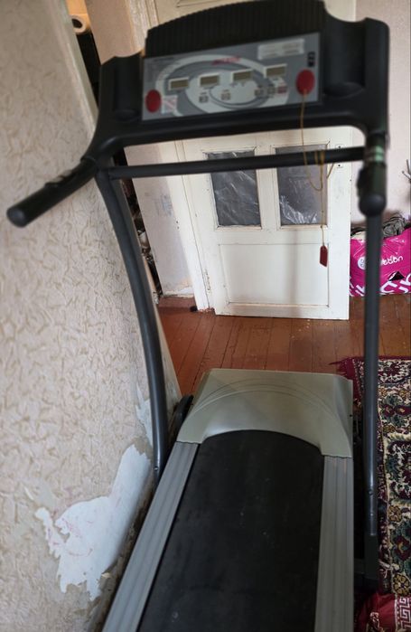 Беговая дарожка сотилади