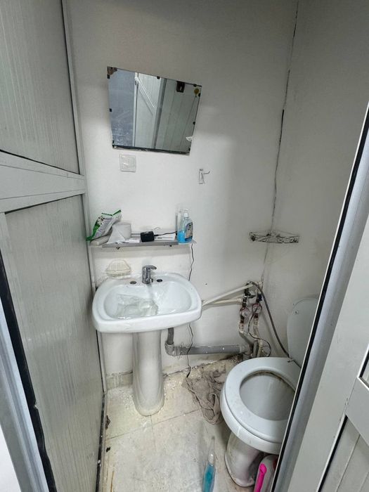 Чиланзар 8. Под офис.