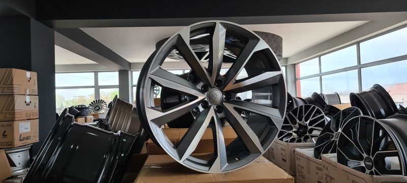 22цола AUDI Q7 Q8 Ауди 4бр
