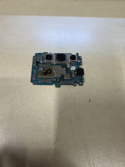 Dezmembrare samsung fold 5