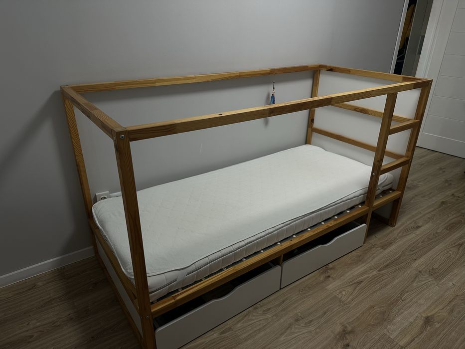 Кровать детская Икея ( кюра)