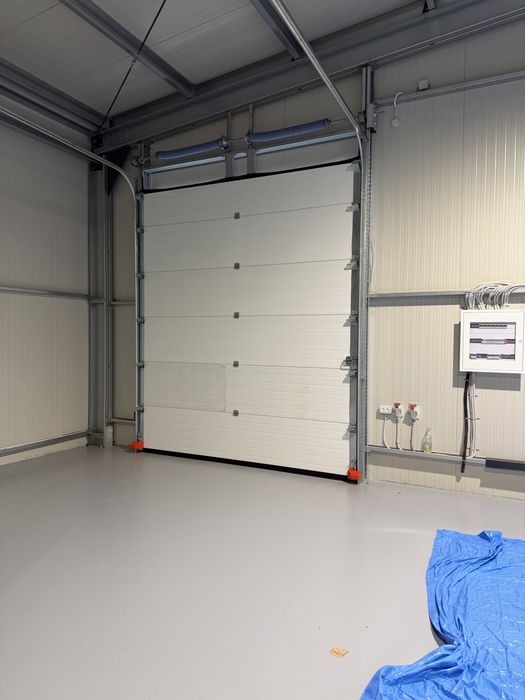 DE INCHIRIAT  Spatiu Comercial NOU