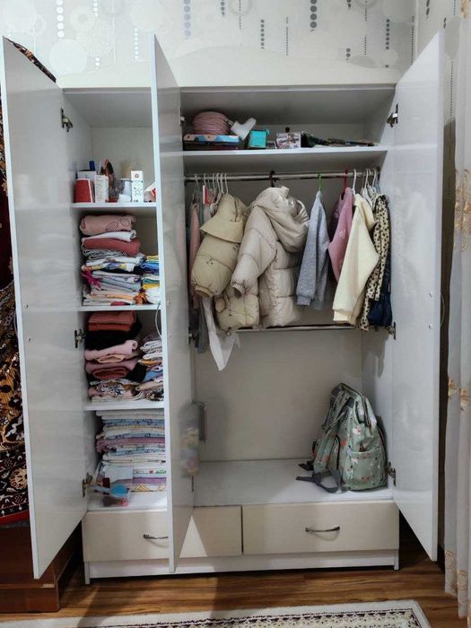 Bollar shkafi - Детский шкаф