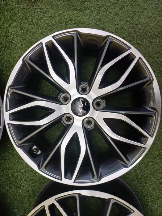 Диски R17 5x114.3 ОРИГИНАЛ на Kia и другие.