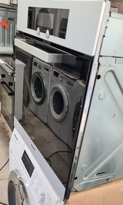 Фурна за вграждане Miele H4641BP KAT с ПИРОЛИЗА