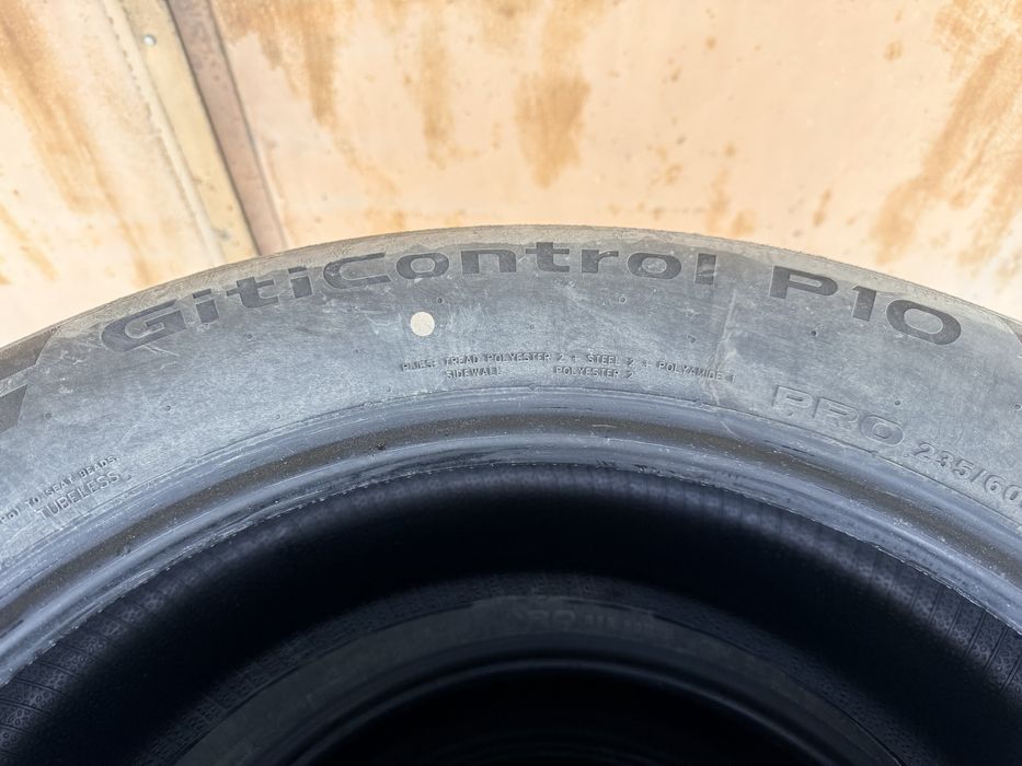 Шини Giti 235 60 R19