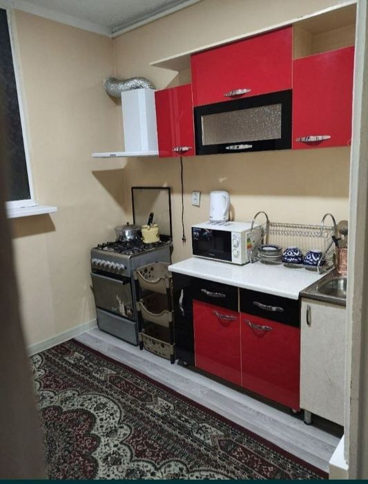 Sebzor, qizlar uchun kvartira