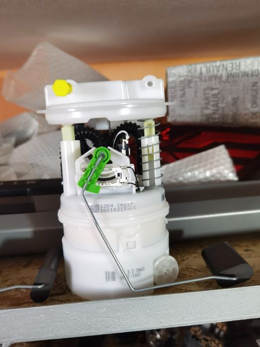 Ansamblu pompă benzina nou Dacia Logan, Sandero, Mcv 1,2 16, 1.0 Sce