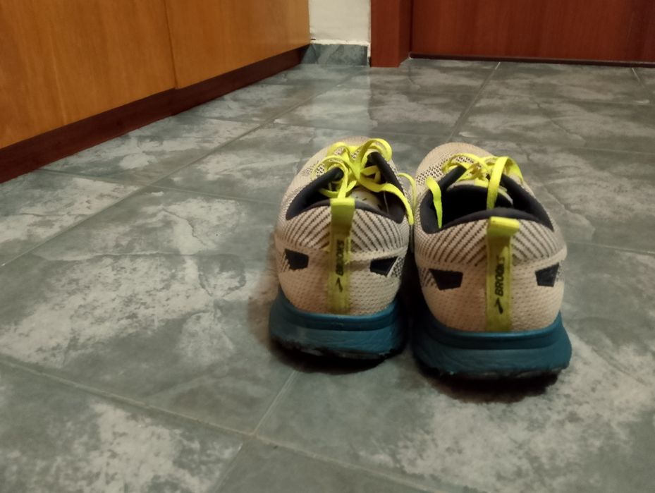 Обувки за шосейно бягане