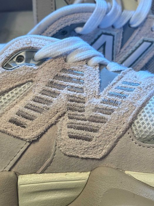 New Balance 9060 маратонки