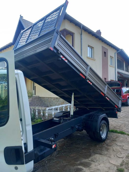 IVECO DAILY 35C13 autobasculabil