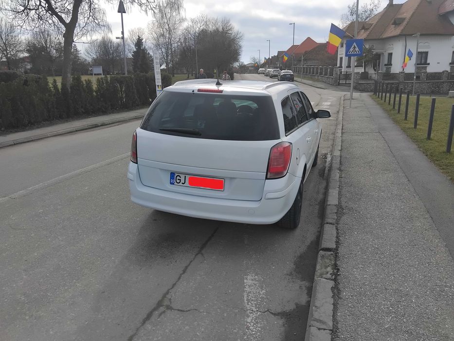 Opel ASTRA H 1.7 CDTI an 2010