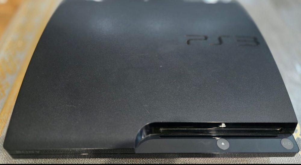 Sony playstation 3 slim (не рабочая)