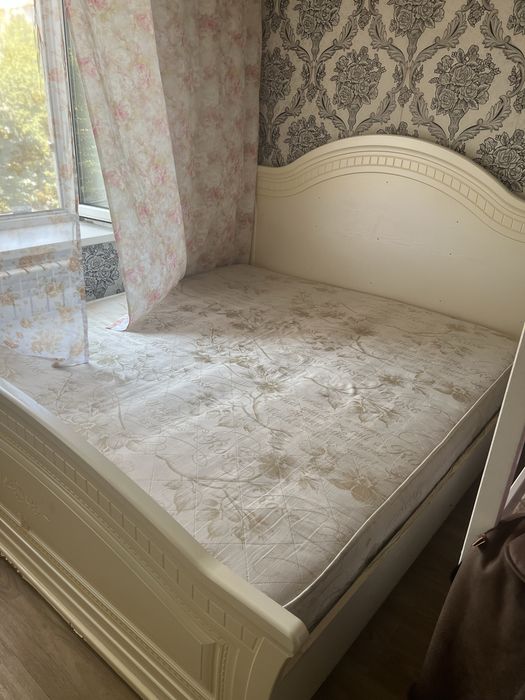 Продам кровать за 10 тыс …..